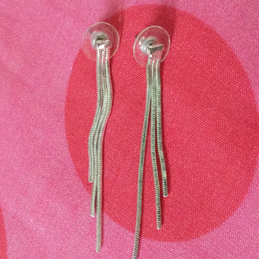 Dangling Line Earrings